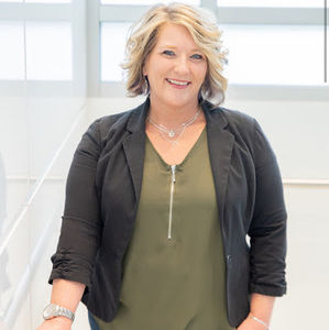 Meet your Posher, Shellie